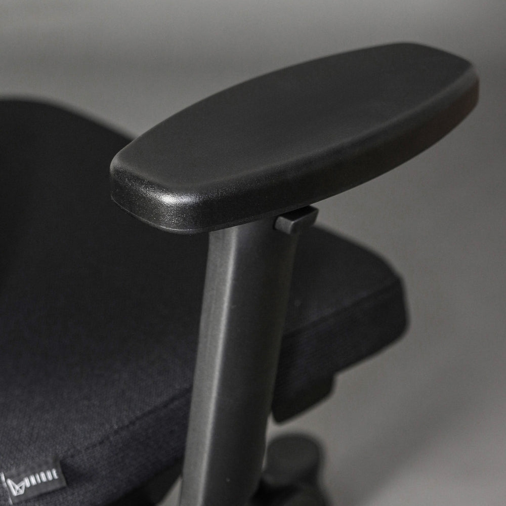 UNIQUE Ergonomiczny fotel biurowy MAGIC
