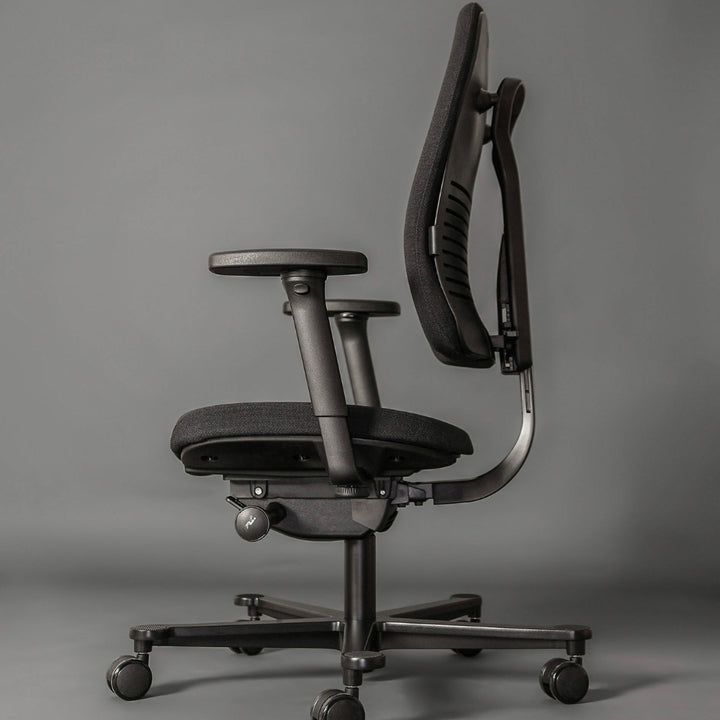 UNIQUE Ergonomiczny fotel biurowy MAGIC M