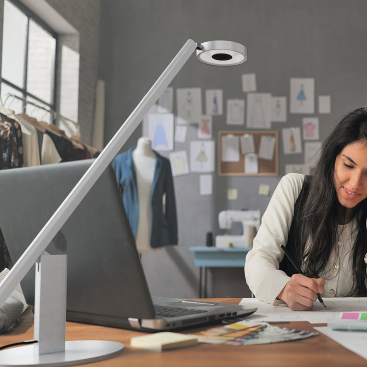 Durable Lampa biurkowa LUCTRA® TABLE LITE Srebrny