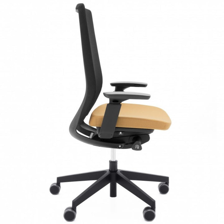 Profim Fotel ergonomiczny Fotel biurowy Accis Pro